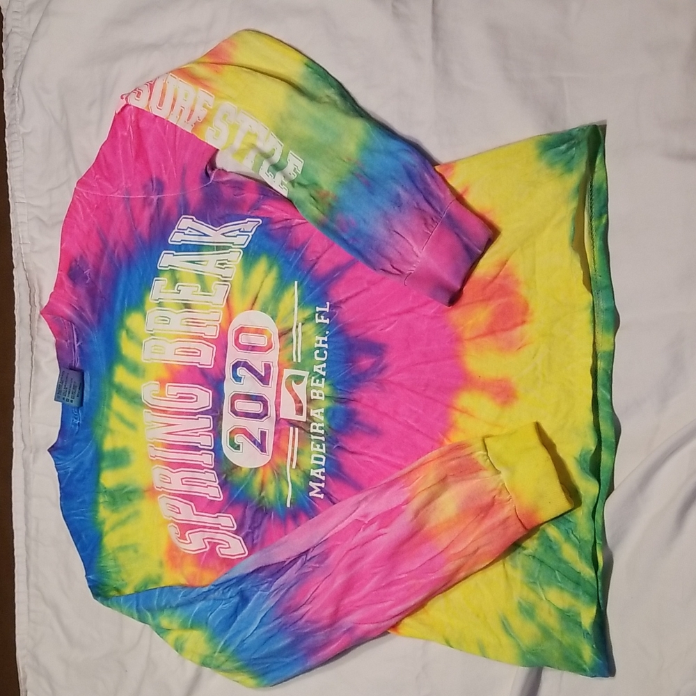 Surf Style Tie-Dye Souvenir Long-Sleeve